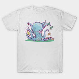 Funny octopus making crochet T-Shirt